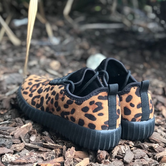 Trendy leopard print sneaker - Picture 6 of 8